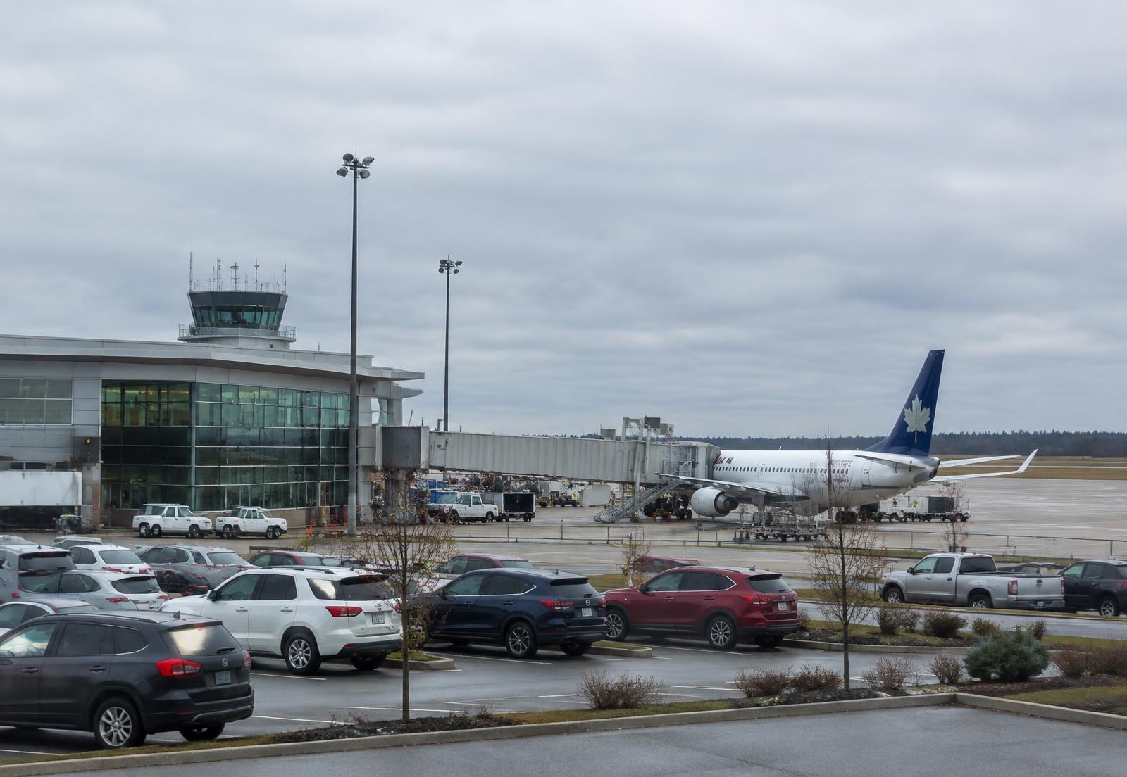 Hamilton John C. Munro International Airport airport